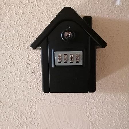 福卡尔基耶Bain De Soleil公寓 外观 照片